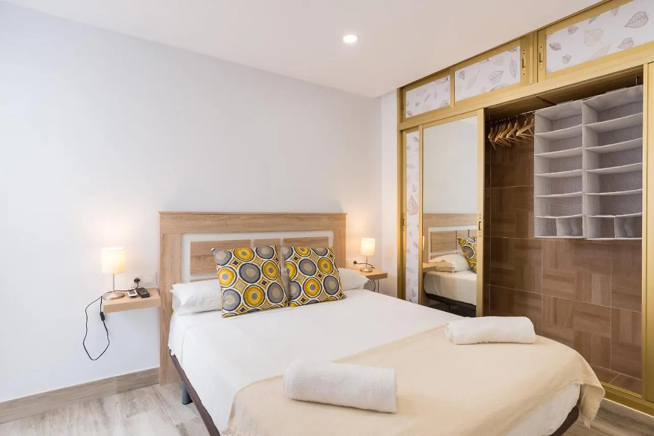 Cervantes Two Shared Hotel Malaga 0*,